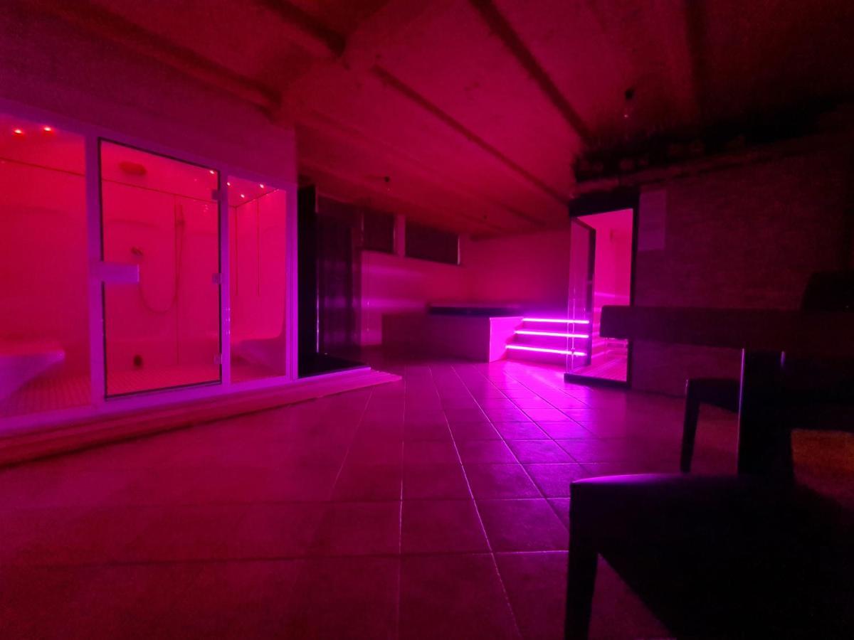 Chalet Chapeau Rar Castel Condino Экстерьер фото