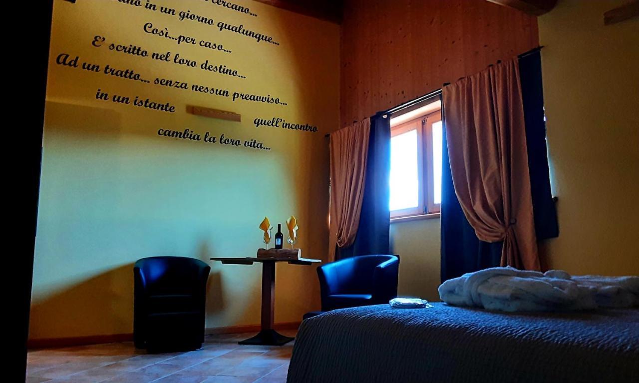 Chalet Chapeau Rar Castel Condino Экстерьер фото
